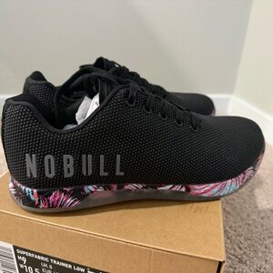 NOBULL Black Athletic Shoes with Colorful Sole- LIKE NEW no tags